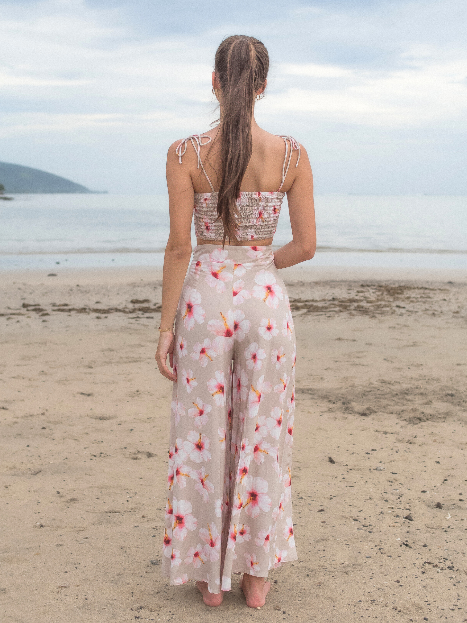 selena-pants-ohani-weezible-2